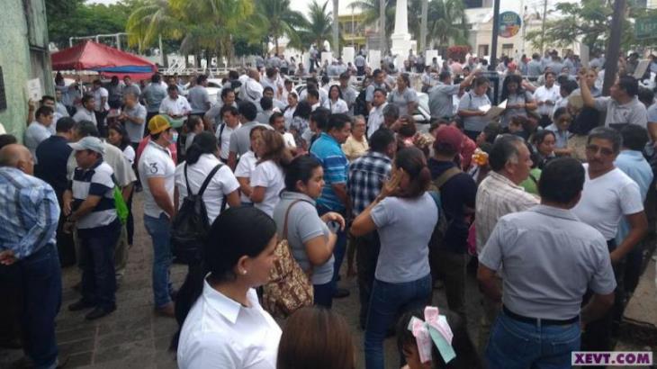 STAIUJAT emplaza a huelga a la universidad; pide 20% de aumento salarial STAIUJAT emplaza a huelga a la universidad; pide 20% de aumento salarial