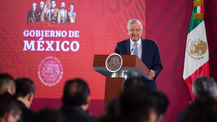 Pide AMLO disculpas a ciudadanos que se molestan por sus viajes en vuelos comerciales Pide AMLO disculpas a ciudadanos que se molestan por sus viajes en vuelos comerciales