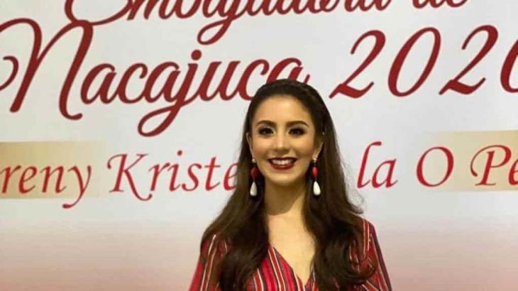 Jareny Kristell de la O, de Nacajuca, se registra ante el Comité de Feria Jareny Kristell de la O, de Nacajuca, se registra ante el Comité de Feria