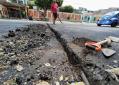 Semáforo permite al peatón parar el tráfico para cruzar la calle