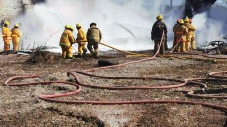 Sofocan al 100% incendio en bodega clandestina de Cárdenas Sofocan al 100% incendio en bodega clandestina de Cárdenas