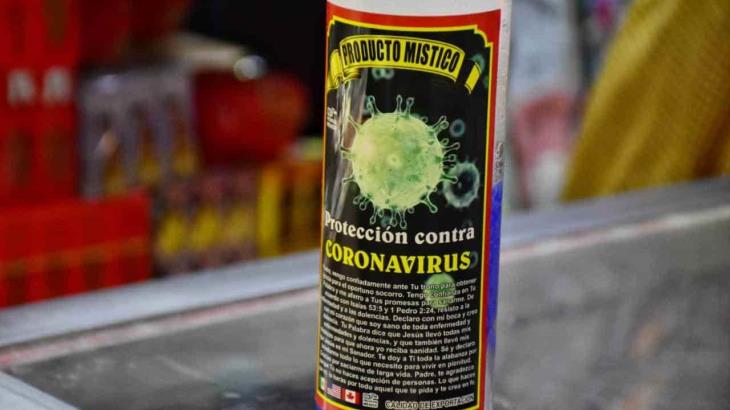 Venden en el mercado Pino Suárez veladora para protegerse del coronavirus Venden en el mercado Pino Suárez veladora para protegerse del coronavirus