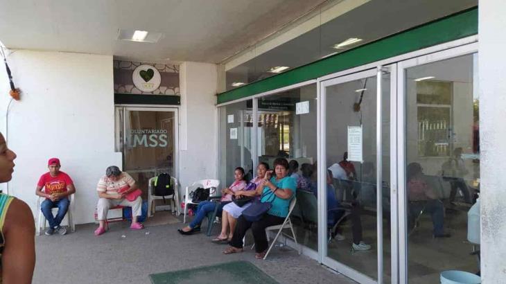 IMSS recomienda a derechohabientes no asistir acompañados a consulta IMSS recomienda a derechohabientes no asistir acompañados a consulta