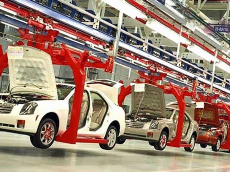 Cae en abril 6.8% producción de vehículos ligeros Cae en abril 6.8% producción de vehículos ligeros