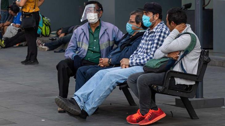 Más de medio millón de mexicanos se quedan sin empleo por coronavirus durante abril: IMSS Más de medio millón de mexicanos se quedan sin empleo por coronavirus durante abril: IMSS