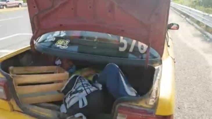 Taxi que transportaba pasajero en la cajuela no perderá su concesión, informa SEMOVI Taxi que transportaba pasajero en la cajuela no perderá su concesión, informa SEMOVI