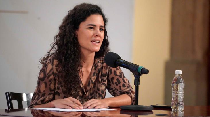 Confirma AMLO que hermana de Luisa María Alcalde trabaja en la SSPC Confirma AMLO que hermana de Luisa María Alcalde trabaja en la SSPC