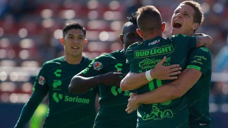 Aumenta brote de contagios en Santos a 12 futbolistas Aumenta brote de contagios en Santos a 12 futbolistas