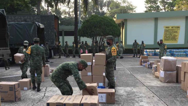 Arriban equipos e insumos médicos para hospitales Covid-19 atendidos por el Ejército en Tabasco Arriban equipos e insumos médicos para hospitales Covid-19 atendidos por el Ejército en Tabasco