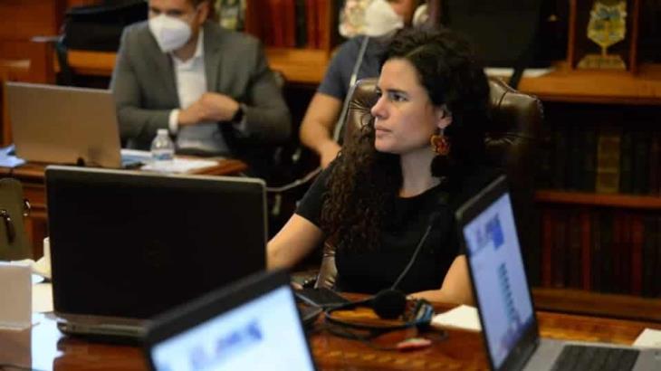 Admite secretaria del Trabajo que fue un ´error´ quitarse el cubrebocas mientras realizaba compras en un supermercado Admite secretaria del Trabajo que fue un ´error´ quitarse el cubrebocas mientras realizaba compras en un supermercado