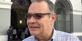 Pausa en vacuna de AstraZeneca es "llamado de atención", advierte de la OMS