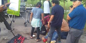 Arrollan a pareja de motociclistas en Huimanguillo... graves fueron hospitalizados