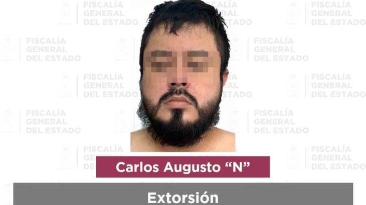 Detienen a sujeto acusado de extorsión en una plaza comercial en Villahermosa Detienen a sujeto acusado de extorsión en una plaza comercial en Villahermosa