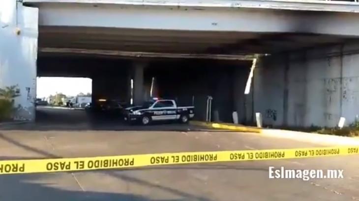 Hallan restos humanos en cajas y bolsas en la autopista Puebla-México Hallan restos humanos en cajas y bolsas en la autopista Puebla-México