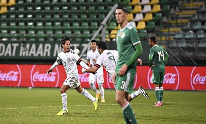 Diego Lainez, el primer futbolista del Siglo XXI en anotar con México Diego Lainez, el primer futbolista del Siglo XXI en anotar con México