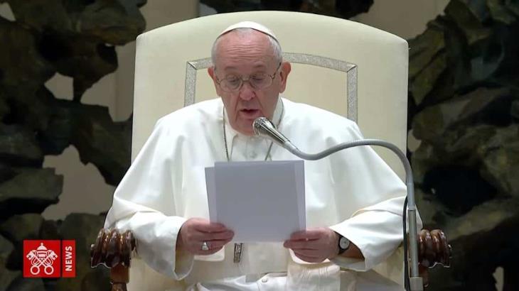 Papa Francisco ofrece disculpas a feligreses por no poder saludarlos; "hay riesgo de contagios", admite Papa Francisco ofrece disculpas a feligreses por no poder saludarlos; "hay riesgo de contagios", admite