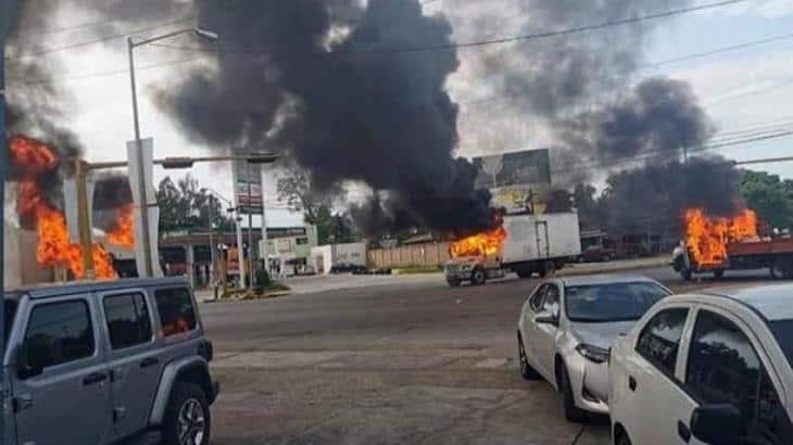 A un año del "Culiacanazo", PAN reitera que AMLO negoció con el crimen organizado para liberar al hijo de "El Chapo" A un año del "Culiacanazo", PAN reitera que AMLO negoció con el crimen organizado para liberar al hijo de "El Chapo"