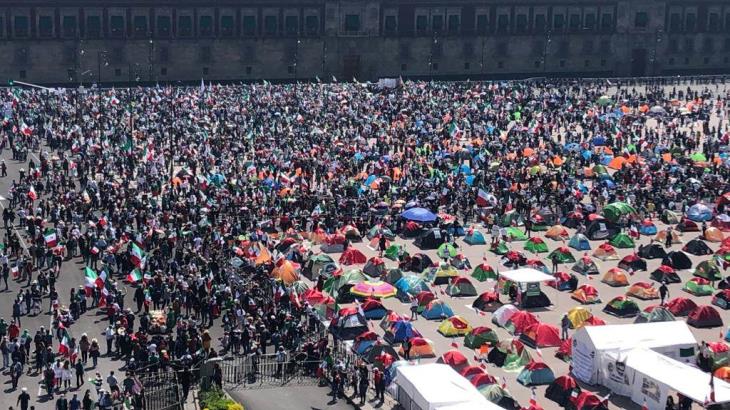 Anuncia FRENAAA formación de autodefensas para el campamento del Zócalo e instalación de vallas electrificadas Anuncia FRENAAA formación de autodefensas para el campamento del Zócalo e instalación de vallas electrificadas