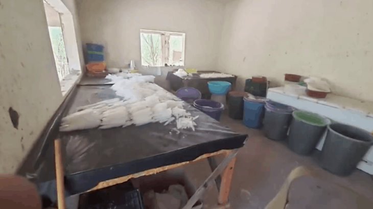 Ejecuta FGR operativo "Blue"; asegura 4 laboratorios clandestinos de droga y 5 personas, en 4 estados Ejecuta FGR operativo "Blue"; asegura 4 laboratorios clandestinos de droga y 5 personas, en 4 estados