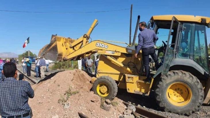 Tras dos meses de bloqueos campesinos de Chihuahua liberan las vías del tren Tras dos meses de bloqueos campesinos de Chihuahua liberan las vías del tren