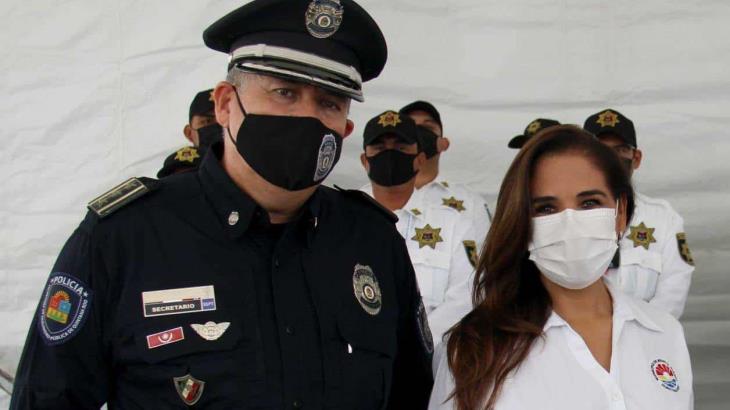 Separan de su cargo a inspector de la policía de Quintana Roo, tras agresión a manifestantes Separan de su cargo a inspector de la policía de Quintana Roo, tras agresión a manifestantes