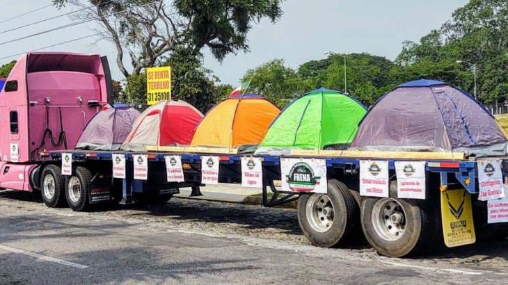 Señala AMLO que aunque FRENAA abandone el Zócalo, no habrá concentración por su informe del 1ero de diciembre Señala AMLO que aunque FRENAA abandone el Zócalo, no habrá concentración por su informe del 1ero de diciembre