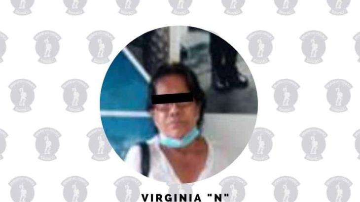 Detienen a mujer señalada de sustraer artículos en Wal-Mart Villahermosa Detienen a mujer señalada de sustraer artículos en Wal-Mart Villahermosa