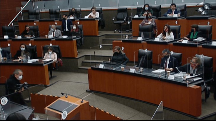 Senado aprueba la "Ley Nieto" que da facultad a la UIF de bloquear cuentas bancarias sin orden judicial Senado aprueba la "Ley Nieto" que da facultad a la UIF de bloquear cuentas bancarias sin orden judicial