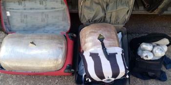 Detiene GN a dos personas que transportaban 43 kilos de marihuana y 5 kilos de hachís, en Oaxaca