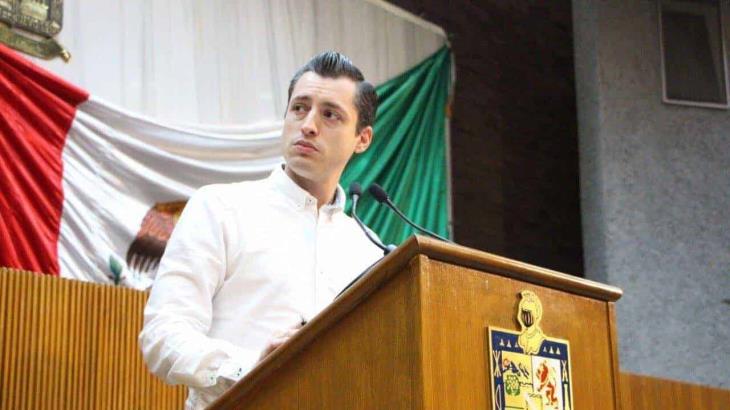 Declina Luis Donaldo Colosio a su aspiración por la gubernatura de Nuevo León Declina Luis Donaldo Colosio a su aspiración por la gubernatura de Nuevo León