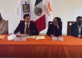 Busca Monreal prohibir que bancos ofrezcan servicios financieros en cajeros automáticos