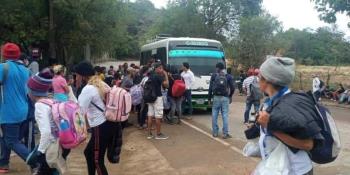 Caravana migrante de Honduras llega a Guatemala pretenden pasar por México a EU 4 mil 500 indocumentados