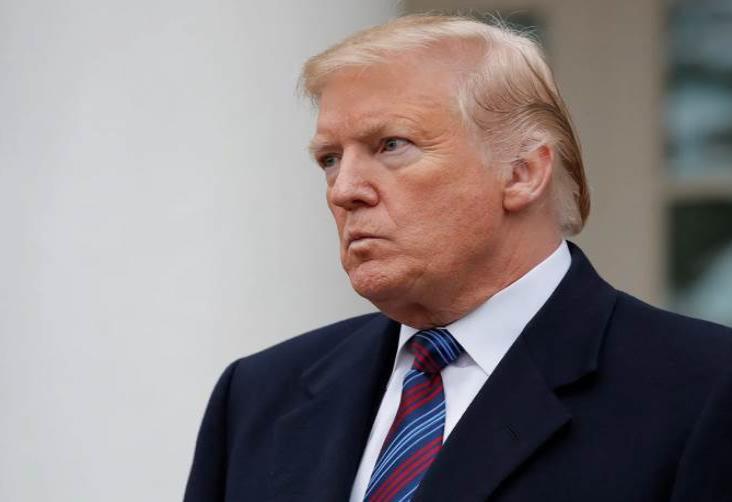 A menos de un mes de haberlo abierto, Trump cierra su blog A menos de un mes de haberlo abierto, Trump cierra su blog