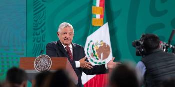 Recuerda AMLO heroísmo del coronel Gregorio Méndez Magaña durante "la mañanera"