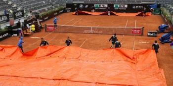 Nadal pasa a Semis; lluvia suspende duelo de Djokovic cuando perdía