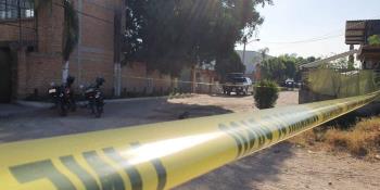 Hallan cuerpo sin vida de un hombre dentro de bolsas en Tlaquepaque, Jalisco