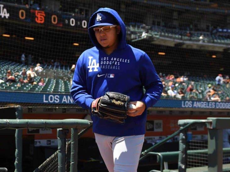 Julio Urías obtiene novena victoria de la temporada Julio Urías obtiene novena victoria de la temporada