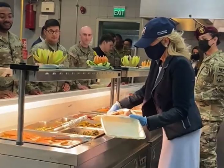 Viaja Jill Biden al Mar negro para apoyar a las tropas de EE. UU. Viaja Jill Biden al Mar negro para apoyar a las tropas de EE. UU.