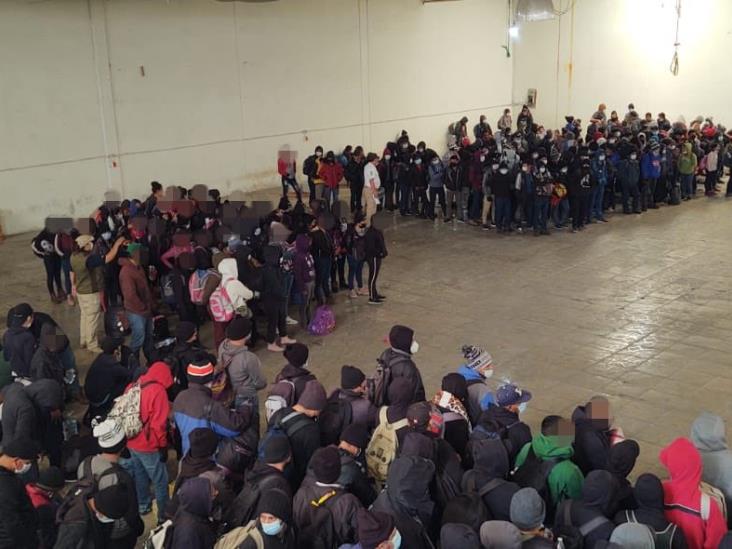 Arrestan a tres “polleros” por el traslado ilegal de 431 migrantes en Tlaxcala Arrestan a tres “polleros” por el traslado ilegal de 431 migrantes en Tlaxcala