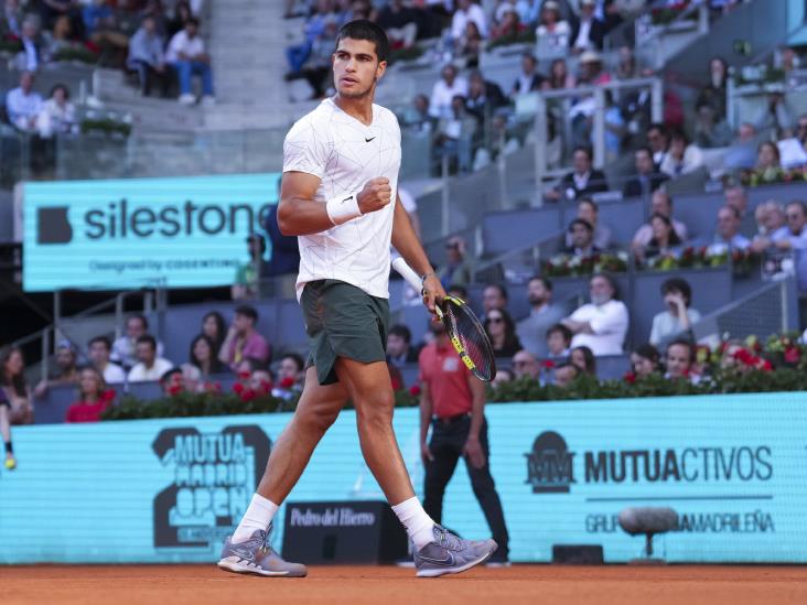 Carlos Alcaraz vence a su maestro Rafa Nadal… ¡en Madrid! Carlos Alcaraz vence a su maestro Rafa Nadal… ¡en Madrid!