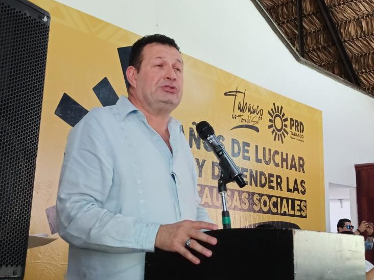 PRD está “vivito y coleando” afirma Fócil PRD está “vivito y coleando” afirma Fócil