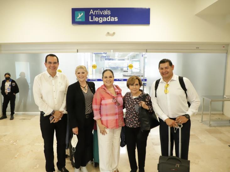Senadores que visitaron la refinería Olmeca, solo vinieron de “turismo legislativo”: PRD Senadores que visitaron la refinería Olmeca, solo vinieron de “turismo legislativo”: PRD