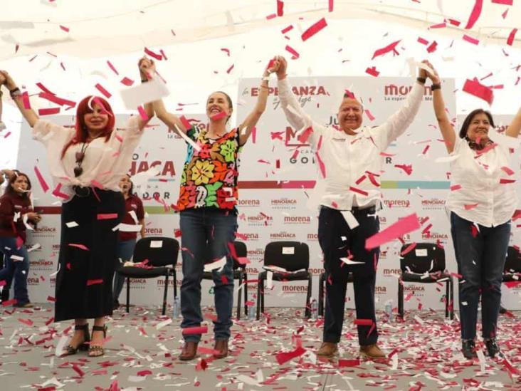 Vitorean en Hidalgo a Sheinbaum al grito de ¡Presidenta, Presidenta!, en campaña de Julio Menchaca Vitorean en Hidalgo a Sheinbaum al grito de ¡Presidenta, Presidenta!, en campaña de Julio Menchaca