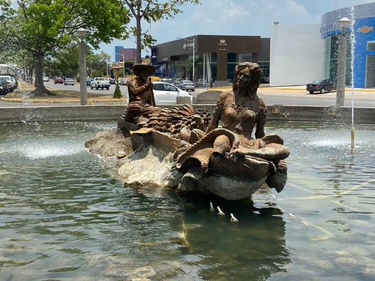 ¡Lo vuelven a hacer! Vandalizan de nuevo la fuente El Cayuco ¡Lo vuelven a hacer! Vandalizan de nuevo la fuente El Cayuco