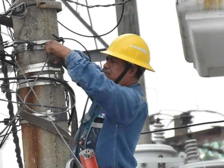 En este mes la CFE iniciará sustitución de más de 100 transformadores en Centro En este mes la CFE iniciará sustitución de más de 100 transformadores en Centro