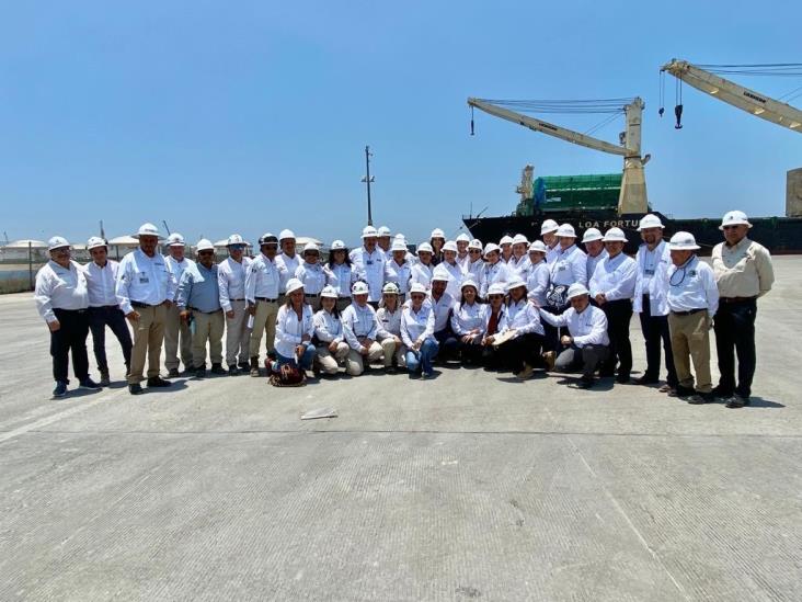 Visitan diputados federales de Morena, PT y PVEM refinería de Dos Bocas Visitan diputados federales de Morena, PT y PVEM refinería de Dos Bocas
